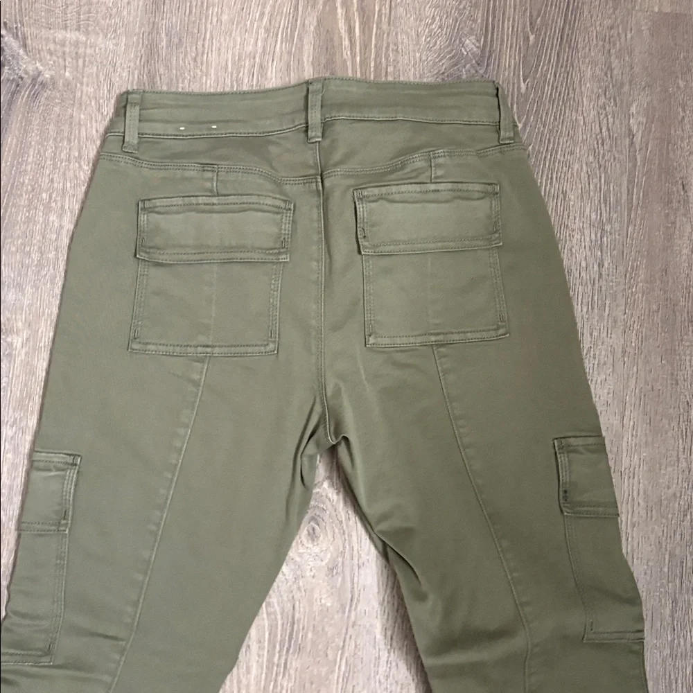 White House Black Market Olive Green Cargo Pants 4‎ - Picture 8 of 8